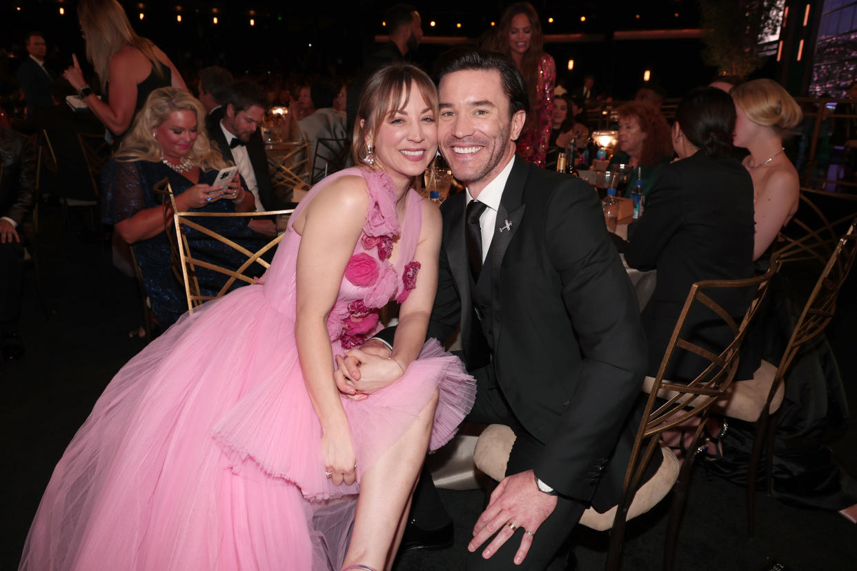 LOS ANGELES, CALIFORNIA - SEPTEMBER 12: 74th ANNUAL PRIMETIME EMMY AWARDS -- Pictured: (l-r) Kaley Cuoco and Tom Pelphrey attend the 74th Annual Primetime Emmy Awards held at the Microsoft Theater on September 12, 2022. -- (Photo by Christopher Polk/NBC via Getty Images)