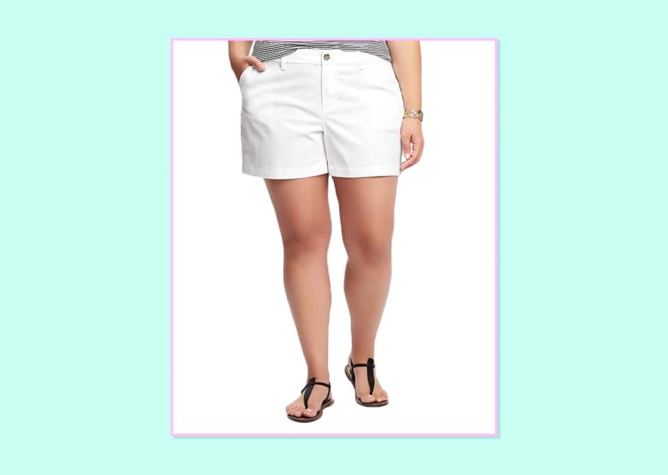 Old Navy Mid-Rise Plus-Size Twill Shorts