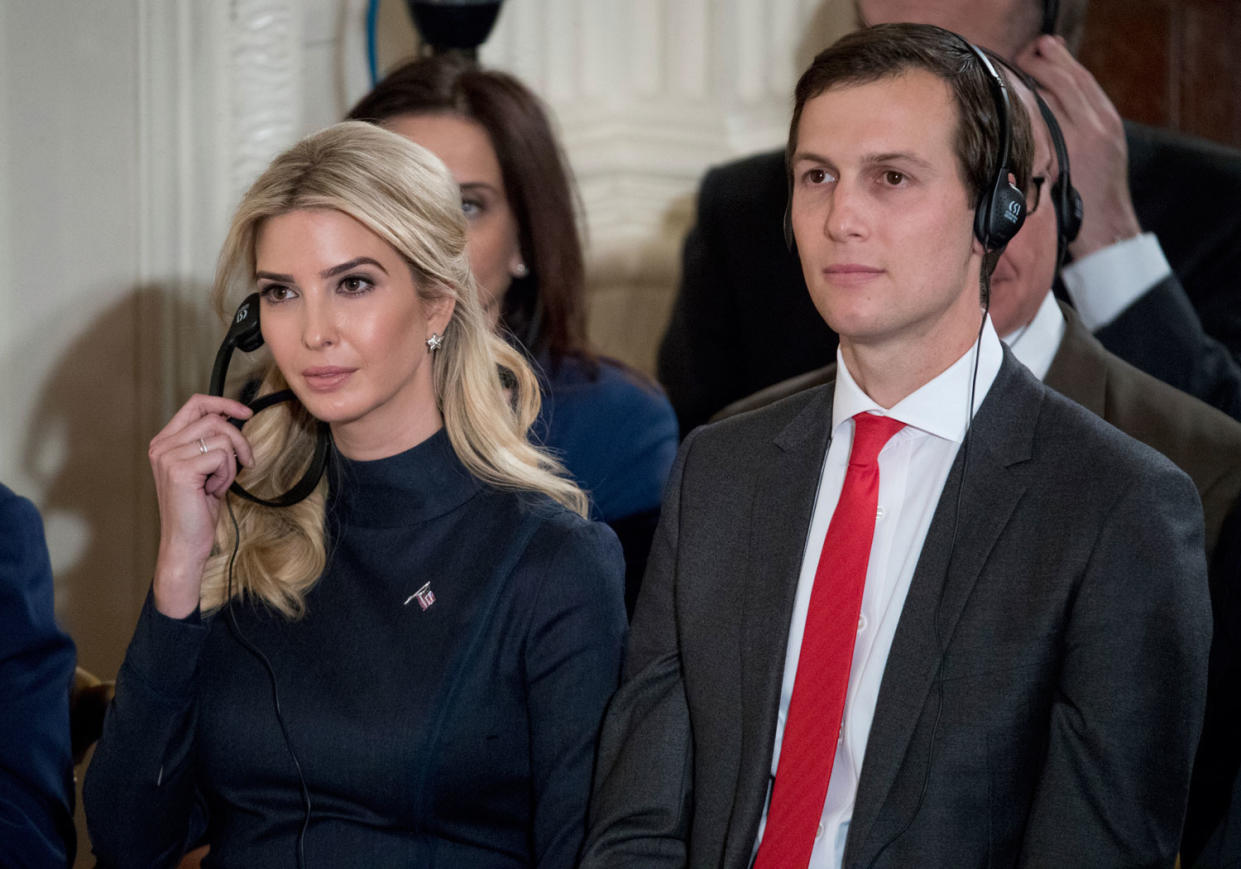 Ivanka Trump und ihr Mann Jared Kushner (r.) arbeiten im Weißen Haus. (Bild: AP Images)