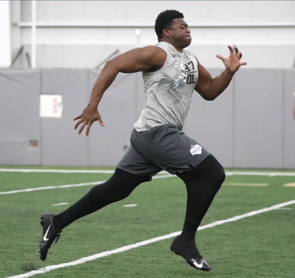 Army's Kwabena Bonsu during pro day at West Point March 16, 2023.