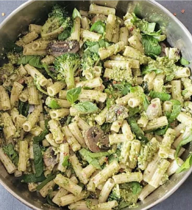 <p>Profusion Curry</p><p>Anyone who misses out on this fresh and flavorful pesto pasta will seriously be green with envy.</p><p><strong>Get the recipe: <a href="https://profusioncurry.com/penne-pesto-primavera" rel="nofollow noopener" target="_blank" data-ylk="slk:Penne Pesto Primavera;elm:context_link;itc:0;sec:content-canvas" class="link rapid-noclick-resp">Penne Pesto Primavera</a></strong></p>