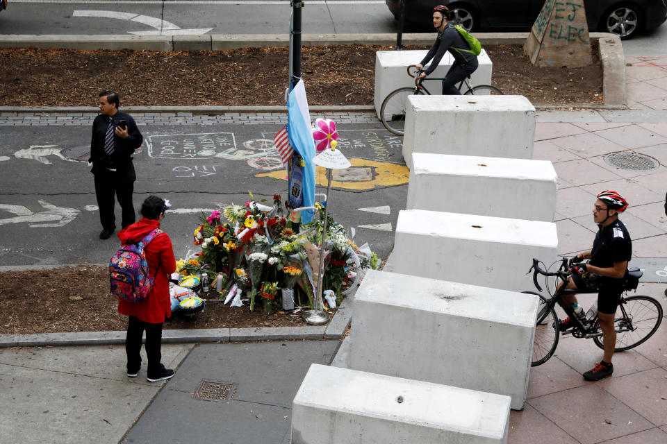 <p>Protective barriers are placed along a bike path near a memorial to remember the victims of the New York Oct. 31 attack, in New York City, Nov. 3, 2017. (Photo: Brendan McDermid/Reuters) </p>