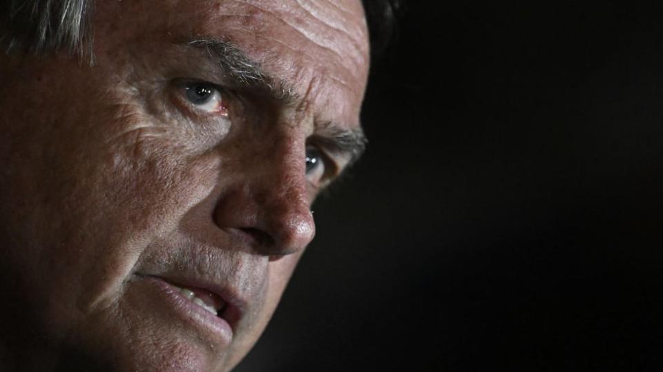 Jair Bolsonaro este domingo 2 de octubre en conferencia de prensa.