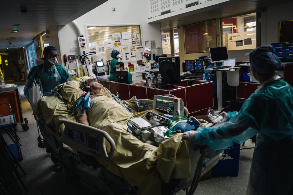 El 18% de las camas UCI de Francia están ocupadas por pacientes con Covid-19. (Foto: Lucas Barioulet / AFP / Getty Images).