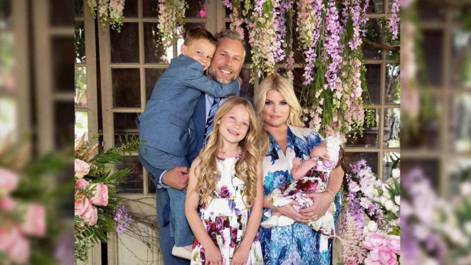 <p>Jessica Simpson celebrated her first Easter with her newborn daughter Birdie and the family five could not have looked better. “Happy Easter from the Johnson Family, Party of 5!” Simpson wrote, captioning a photo of herself, husband Eric, along with Maxi, Ace, and Birdie (who just turned a month old). Jessica posted a separate photo […]</p> <p>The post <a rel="nofollow noopener" href="https://theblast.com/jessica-simpson-easter-family-photos/" target="_blank" data-ylk="slk:Jessica Simpson Shares Adorable Family Photos on Easter, Including First Clear Shot of Daughter Birdie;elm:context_link;itc:0;sec:content-canvas" class="link ">Jessica Simpson Shares Adorable Family Photos on Easter, Including First Clear Shot of Daughter Birdie</a> appeared first on <a rel="nofollow noopener" href="https://theblast.com" target="_blank" data-ylk="slk:The Blast;elm:context_link;itc:0;sec:content-canvas" class="link ">The Blast</a>.</p>