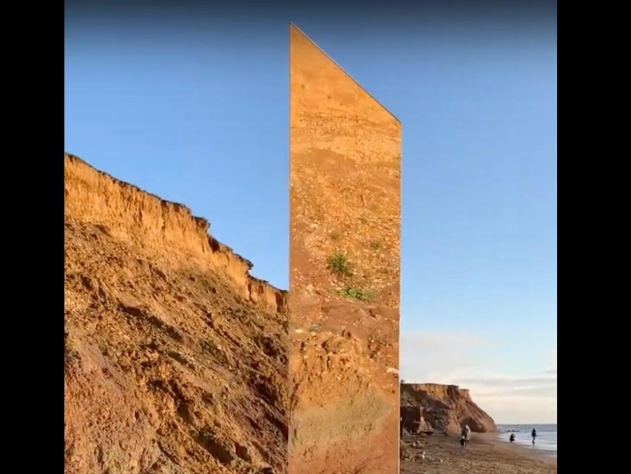 A glass monolith is shown on Compton Beach, Isle of Wight, on 6 December, 2020.  (Peter Hudd/YouTube )