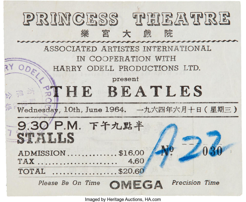 璇宮戲院1957年結業後，歐德禮仍在不同表演場地協助舉辦音樂會，圖為1964年披頭四樂隊（The Beatles）演唱會門票。祁凱達指，當年歐德禮亦需兼任廣告策劃，演唱會獲手錶品牌Omega贊助，門票下方有一句「Please be on time, OMEGA Precision Time」，相當盞鬼。（網上圖片）