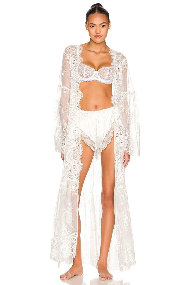 20 Wedding Lingerie Sets That'll Make Your Honeymoon Even *More* Fun