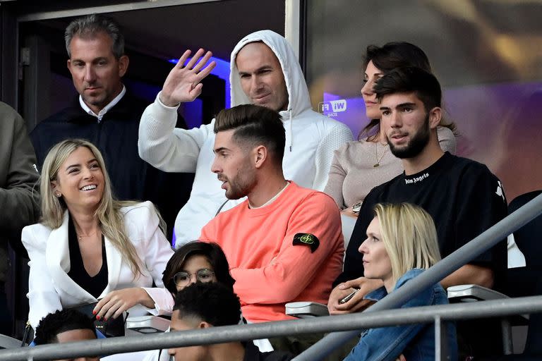 Zidane antes de la última final de la Champions League entre Real Madrid y Liverpool, en París.