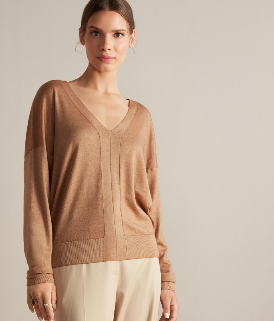 Ultralight Cashmere V-Neck Sweater