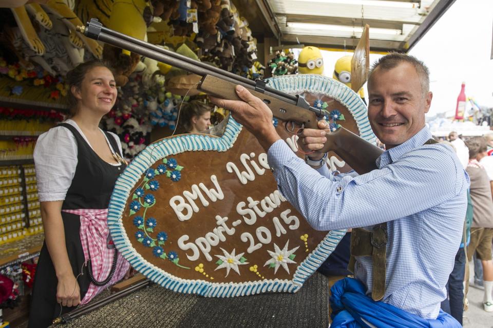 Oktoberfest 2015: Sport-Promis im Wiesn-Taumel