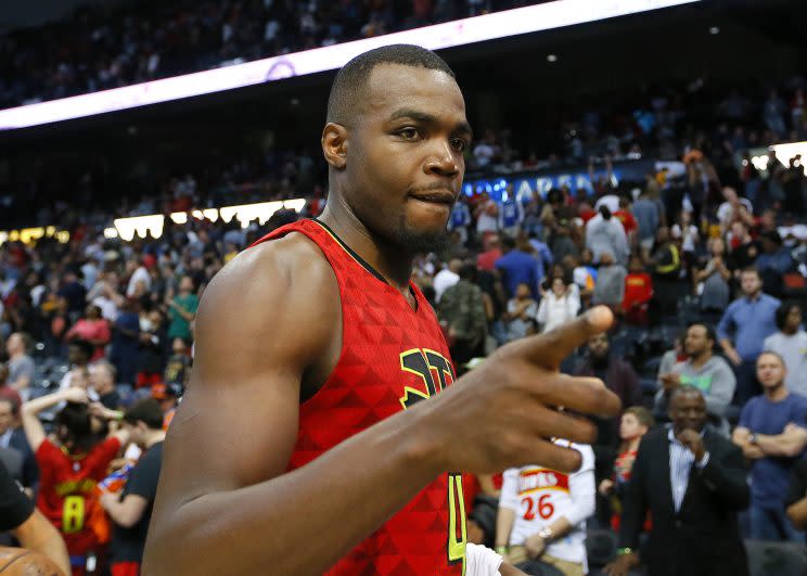 Is Paul Millsap pointing to the exit. (AP)