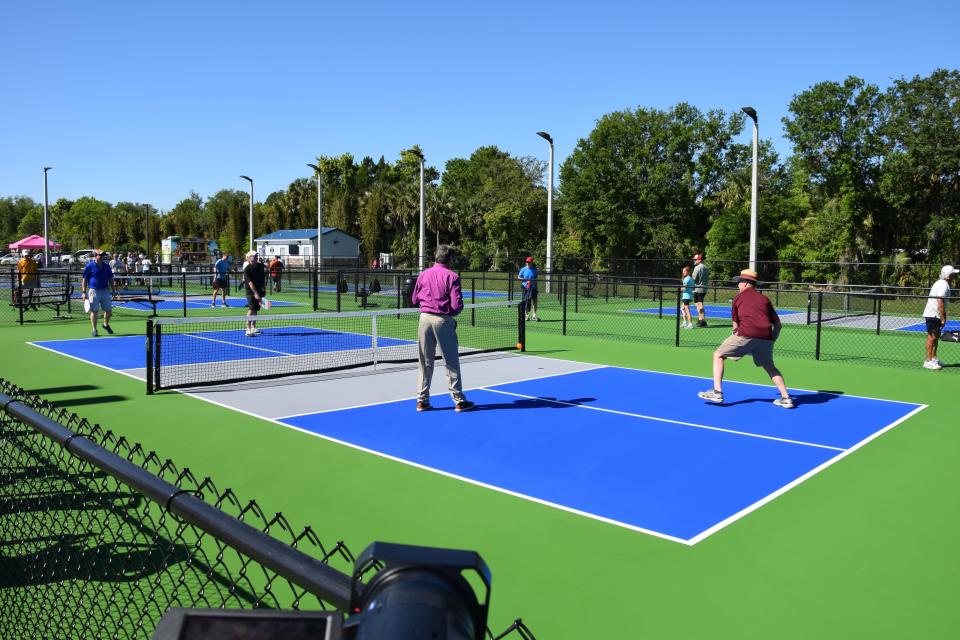 New pickleball complex at Central Winds Park