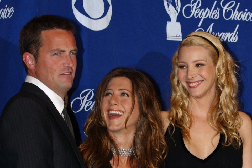 Friends stars Matthew Perry, Jennifer Aniston and Lisa Kudrow in 2003 (Getty Images)