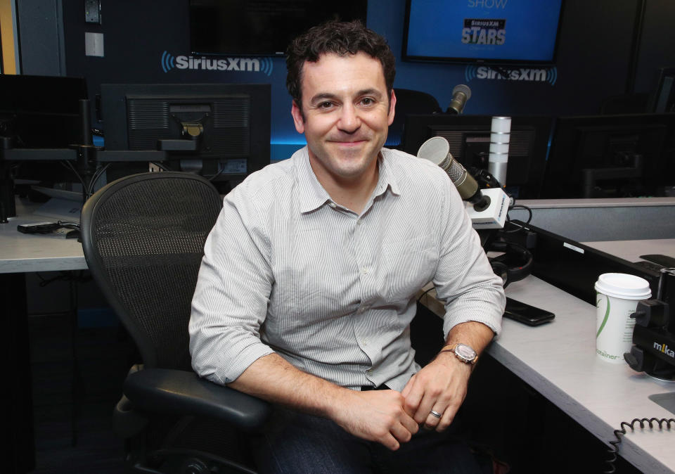 Actor Fred Savage visita 'SiriusXM Studios' en 2019 en Nueva York. (Photo by Astrid Stawiarz/Getty Images)