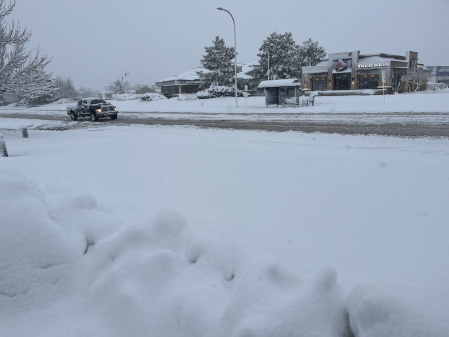 Snow around Cheyenne Meadows and 115