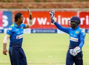 Sri Lanka skittle Zimbabwe for 160 in tri-series final