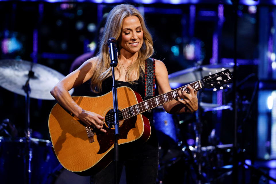 Inductee Sheryl Crow performs during the 38th Annual Rock & Roll Hall of Fame Induction Ceremony in Brooklyn, New York, U.S., November 3, 2023. REUTERS/Eduardo Munoz