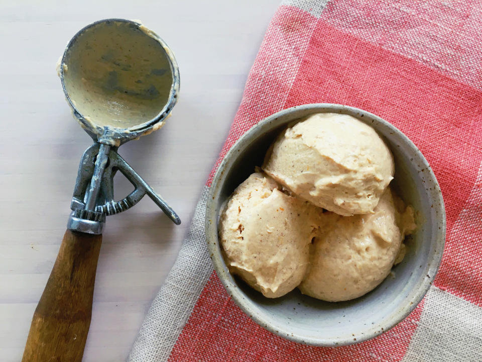 Pumpkin Frozen Yogurt