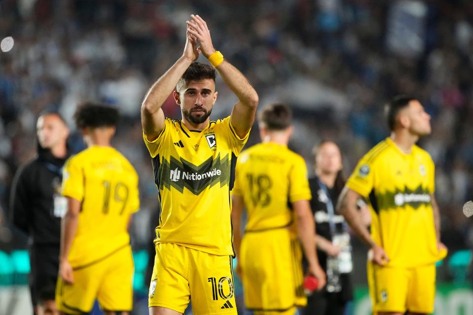 Jun 1, 2024; Pachuca, Hidalgo, Mexico; Columbus Crew forward Diego Rossi (10) applauds fans following the 3-0 loss to CF Pachuca in the Concacaf Champions Cup final at Estadio Hidalgo.