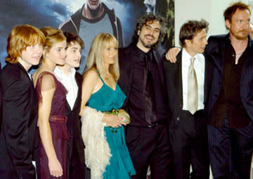 Rupert Grint , Emma Watson , Daniel Radcliffe , J.K. Rowling , Alfonso Cuaron , Gary Oldman and David Thewlis at the London premiere of Warner Brothers' Harry Potter and the Prisoner of Azkaban