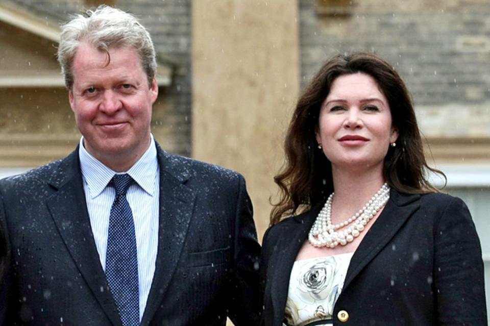 Earl Spencer and Karen Gordon (R) in front of Althorp House (Getty)