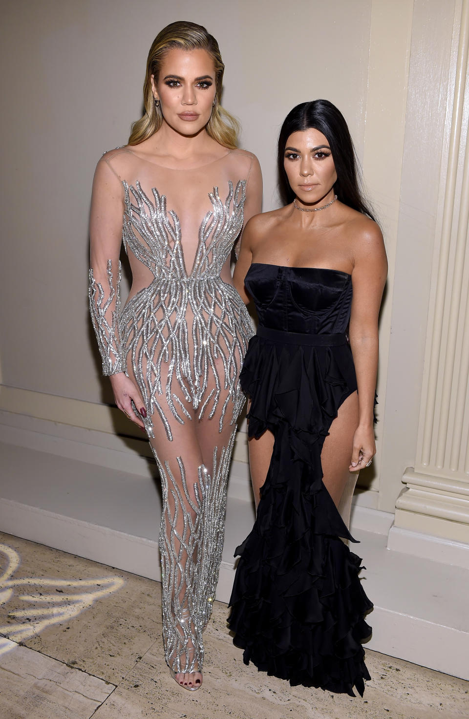 Chloe Kardashian and Kourtney Kardashian (Dimitrios Kambouris / Getty Images)