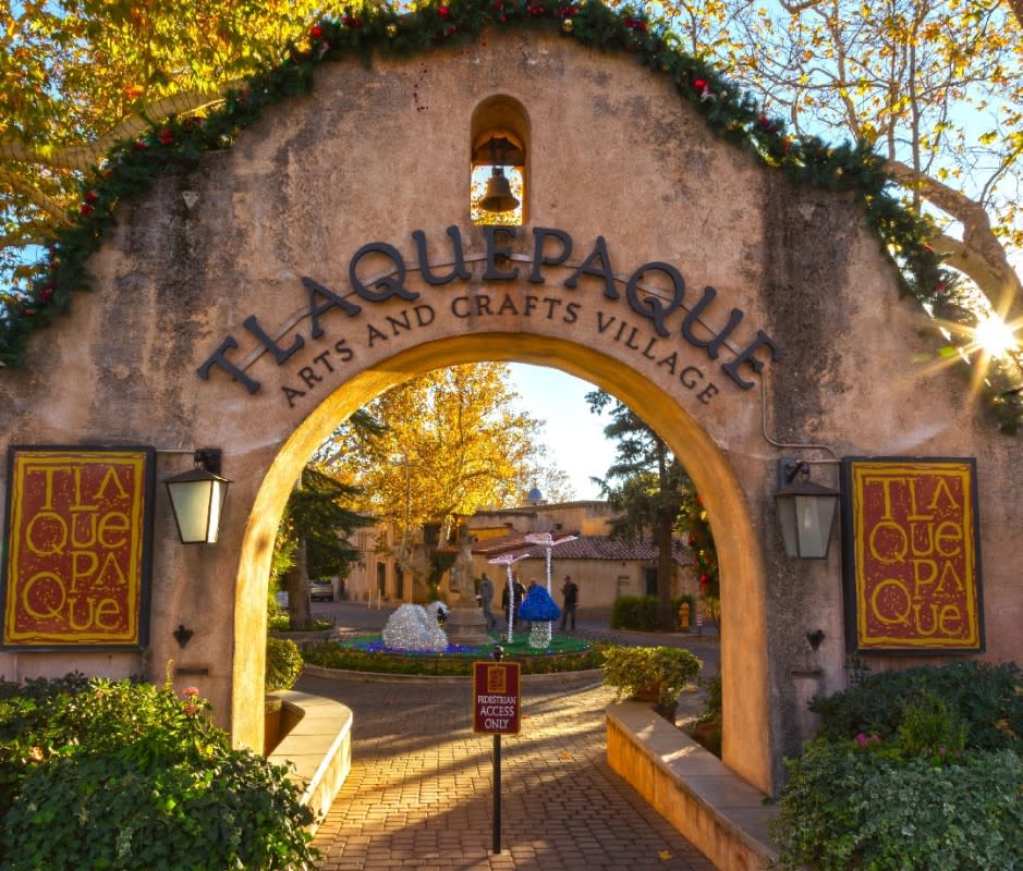 <em>Sedona's "Art and Soul"—Tlaquepaque Arts and Crafts Village</em><p>Autumn Sky Photography/Getty</p>