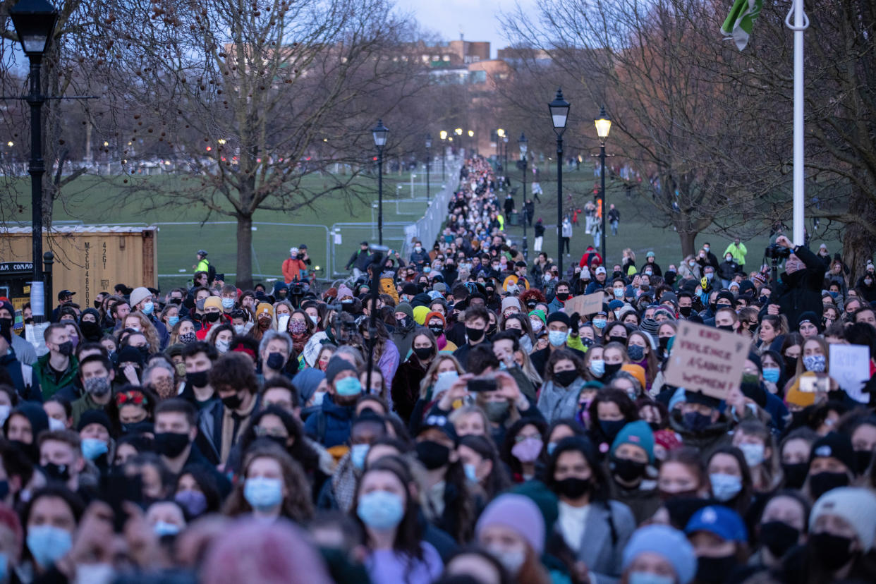 LONDON, UNITED KINGDOM - 2021/03/13: Crowd of Londoners during the vigil for Sarah Everard being held at Clapham Common.
33 year old Sarah Everard was walking to her home in Brixton when she was kidnaped and murdered by a London Metropolitan Police officer. (Photo by Phil Lewis/SOPA Images/LightRocket via Getty Images)