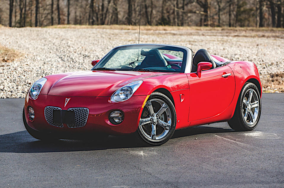 <p>The Solstice concept which Lutz drove into the 2002 Detroit Show led to a production model launched in the 2006 model year. In his own words, the ethos behind the little roadster was, “Keep it <strong>simple, pure and beautiful</strong>.”</p><p>Based on GM’s Kappa platform, the Solstice was a close relative of the Saturn Sky, Opel GT and Daewoo G2X. Vauxhall’s VX Lightning was <strong>part of the same family</strong>, but it did not get past the concept stage.</p>