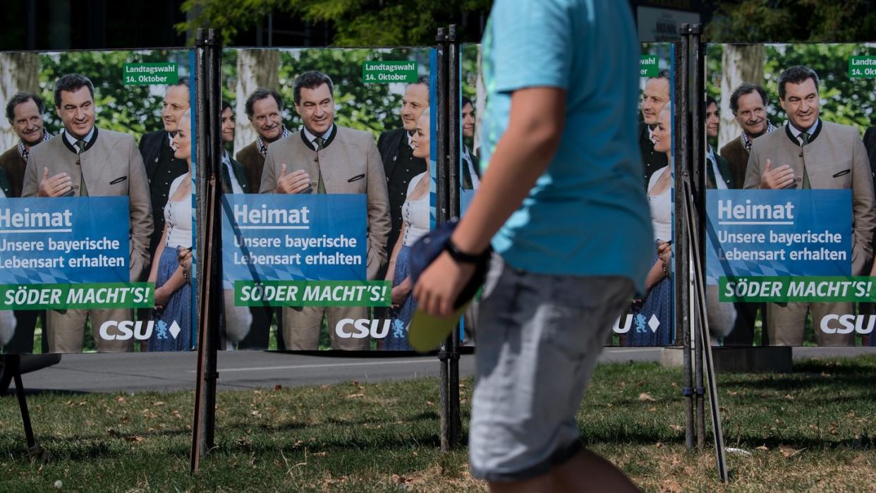 CSU-Wahlplakate mit dem Slogan «Söder macht's» in München. Foto: Sven Hoppe