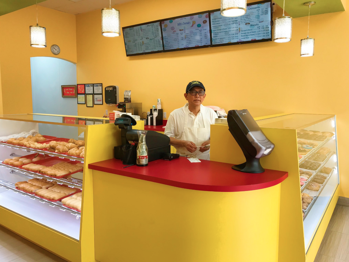 A boy in Texas is thanking his Twitter followers for boosting business at his family’s doughnut shop after posting about his ‘sad dad’ and gaining hundreds of thousands of supporters in return. Photo: Twitter/Billy’s Donuts