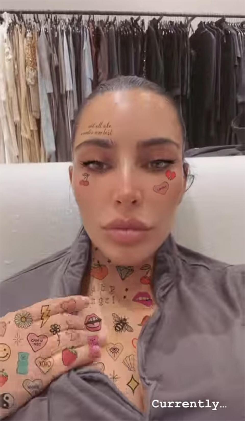 Kim Kardashian Has Fun with Filters in Insta Story