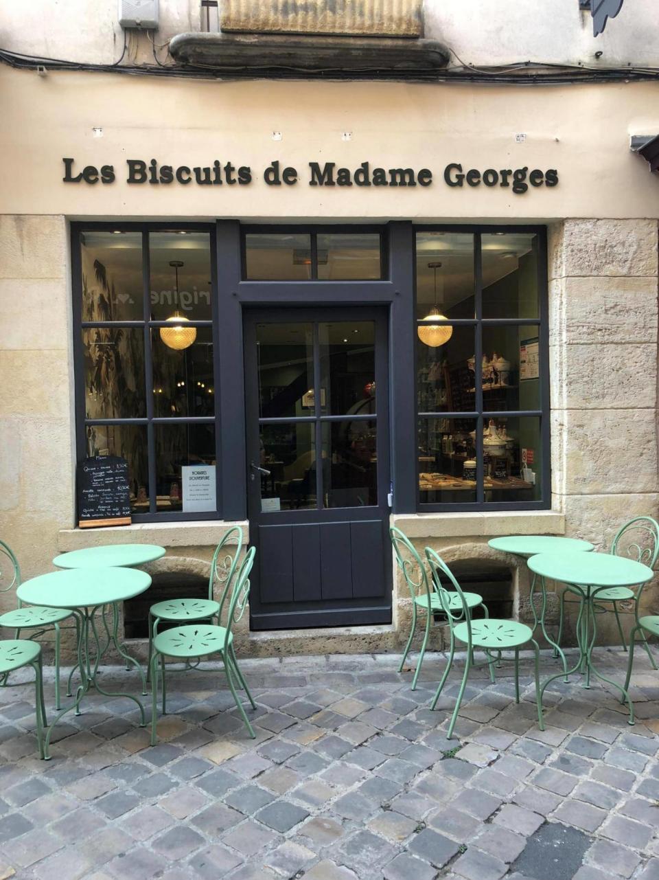 Stop for tea and cake at Les Biscuits de Madame Georges (Ulrike Lemmin-Woolfrey)