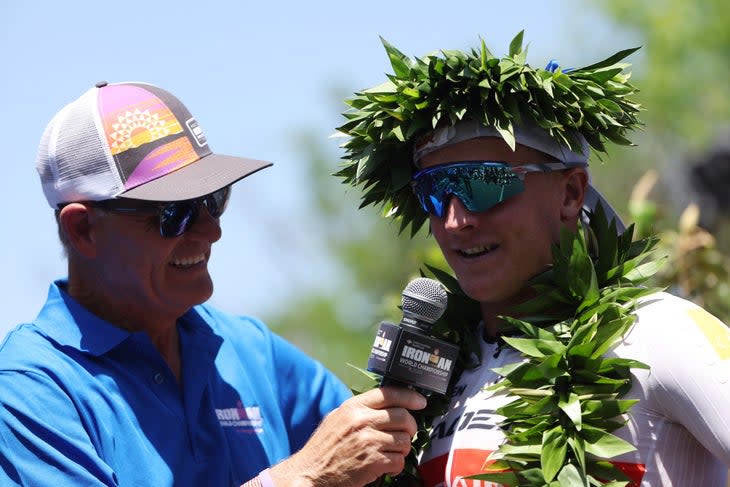 <span class="article__caption">Reilly interviews Ironman World Champion Kristian Blummenfelt after the 2021 Ironman World Championship in St. George.</span> (Photo: Tom Pennington/Getty Images)