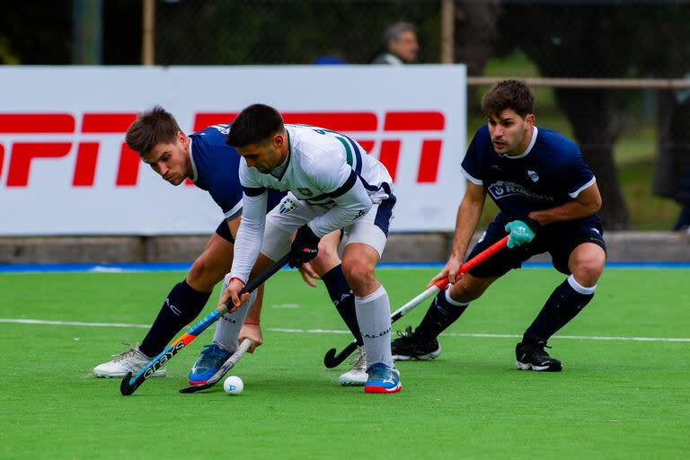 El duelo entre San Fernando A y Quilmes en el Metropolitano de hockey