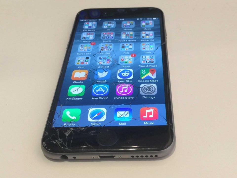 iphone-shattered.JPG