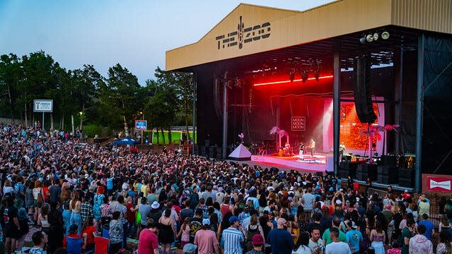 The Glass Animals perform at OKC's Zoo Amphitheater in June 2022.