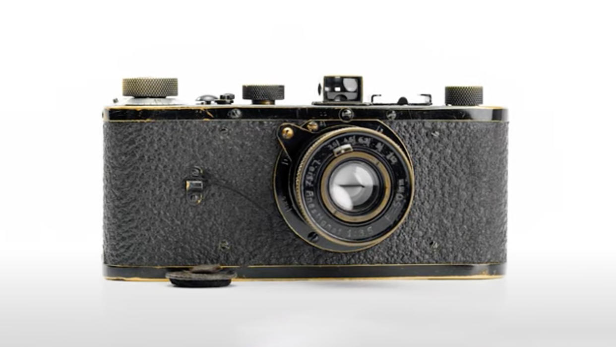  Leica 0 series camera . 