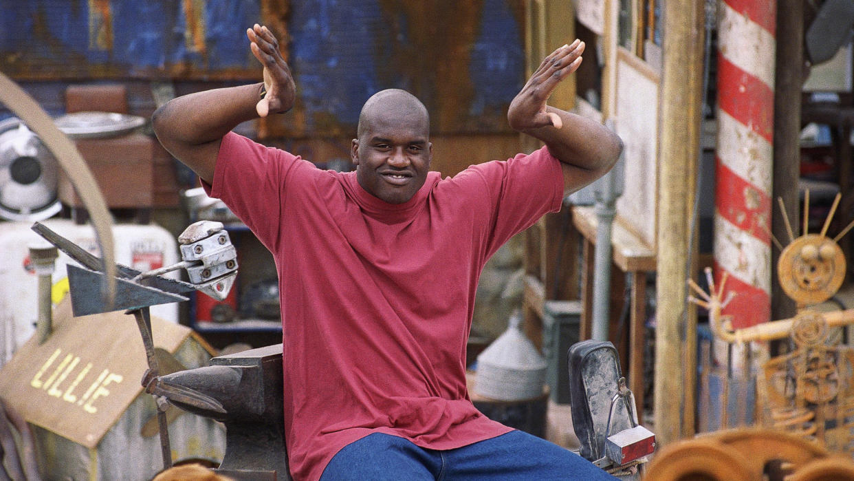 Mandatory Credit: Photo by Nick Ut/AP/Shutterstock (6527254a)Shaquille O'Neal Shaquille O'Neal gestures during the filming of the Warner Bros.