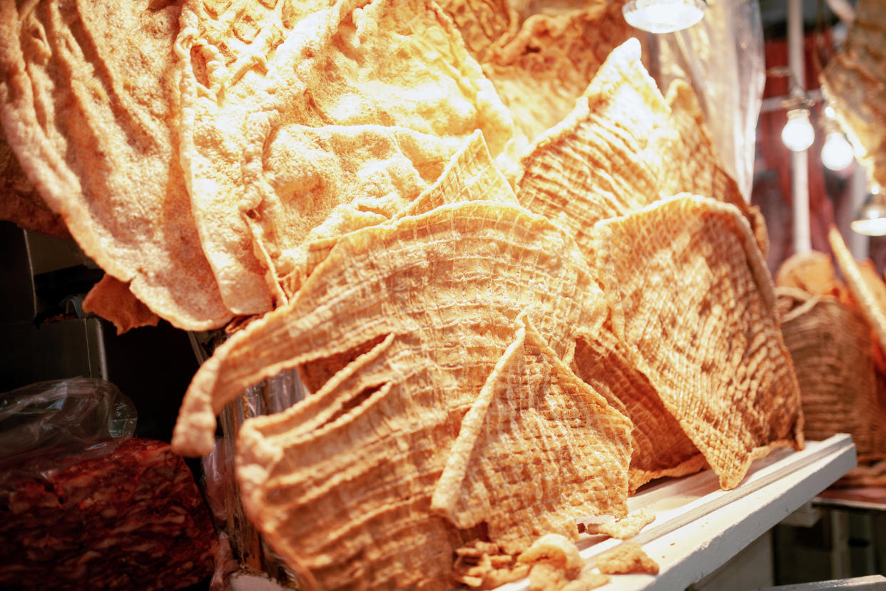 Chicharrón, comida típica de muchas mesas mexicanas. (Getty Images)