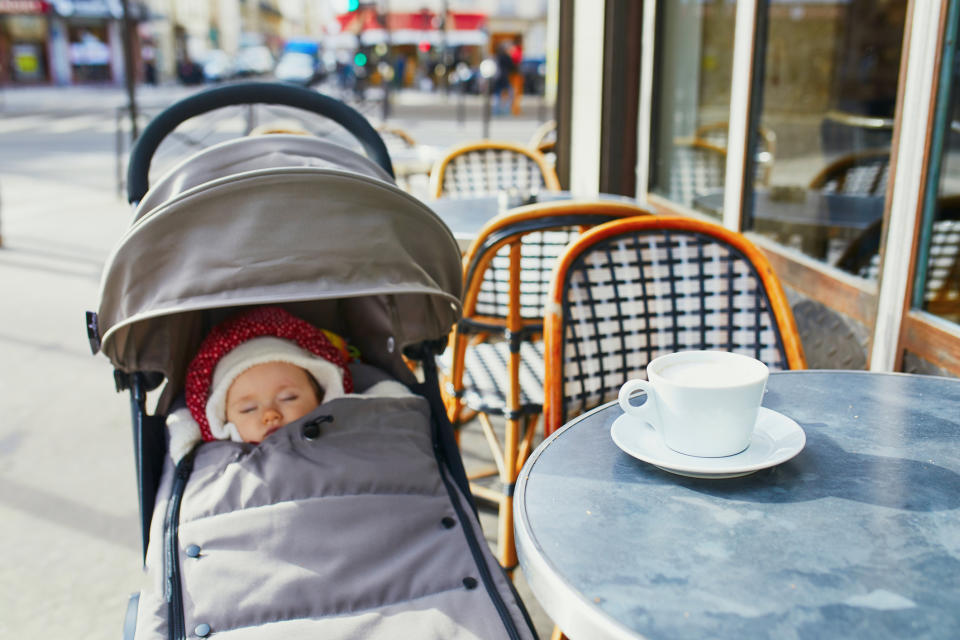 Sollten Kinderwagen aus Cafés verbannt werden? (Symbolbild: Getty Images)