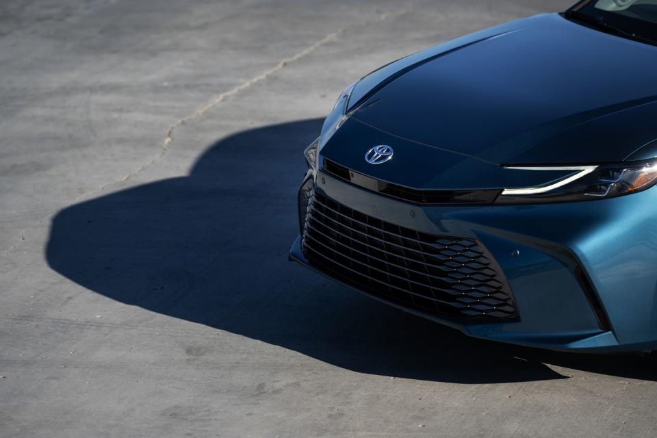 2025 toyota camry