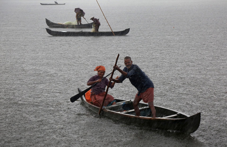 <p>Beginn der Regenzeit in Indien: Der Sommer-Monsun erschwert mit seinen plötzlichen heftigen Regenfällen vielen Fischern die Arbeit. (Bild: Reuters) </p>