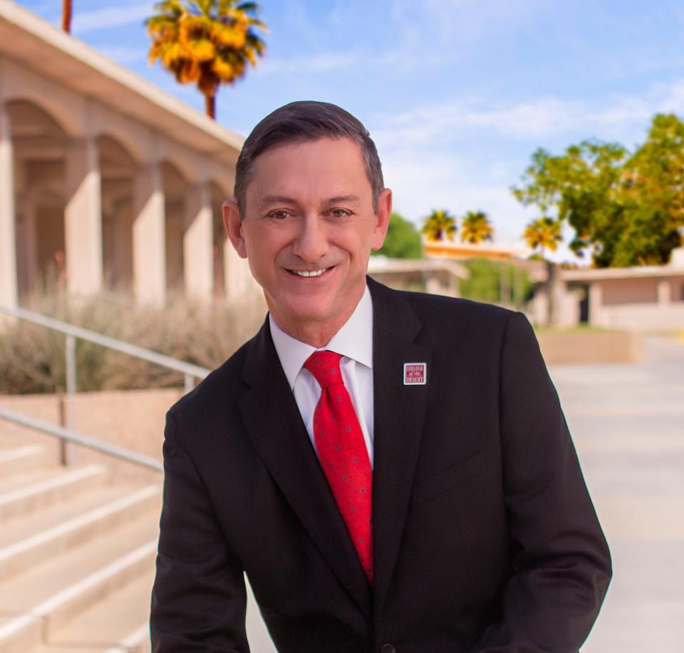 Former College of the Desert Superintendent/President Joel Kinnamon is running for Aurora Wilson's Area 4 seat on the Board of Trustees.