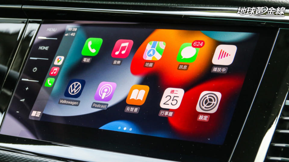 9.2吋Discover Pro多媒體資訊整合系統配備無線Apple CarPlay連結。(攝影/ 陳奕宏)