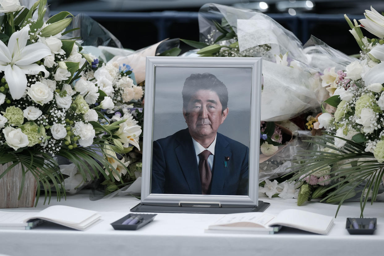 Tributes to Deceased Former Prime Minister Shinzo Abe