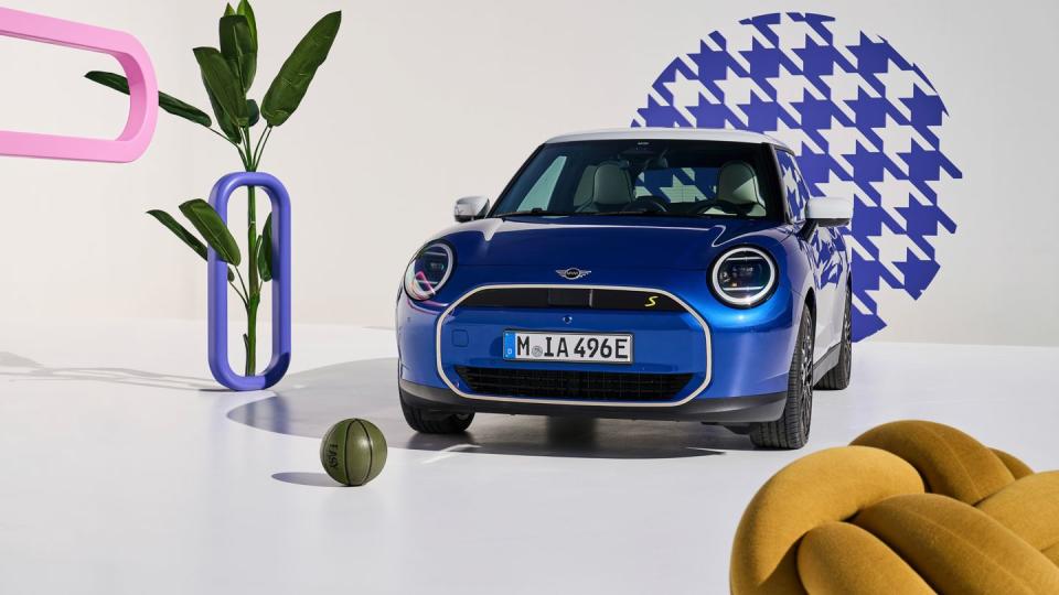 2025 mini cooper electric lineup in ocean blue with white interior