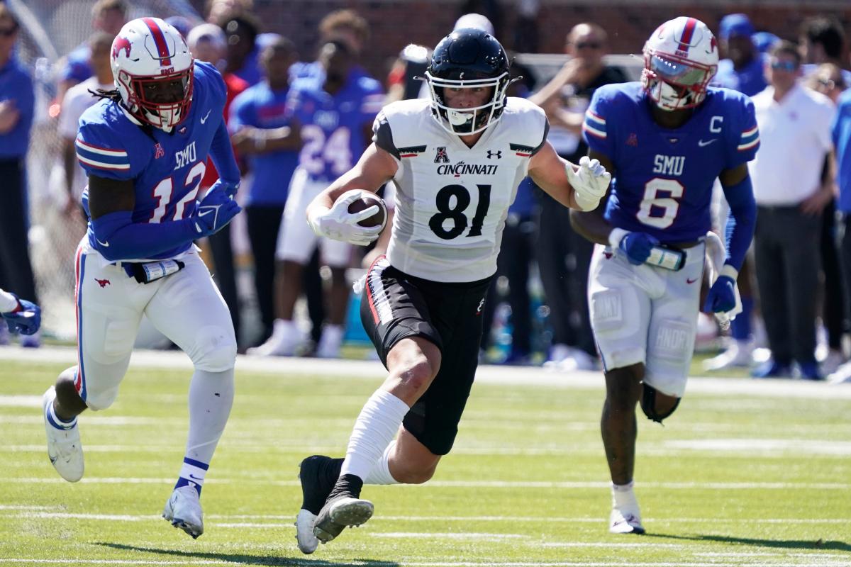 Cincinnati Football: Tennessee Titans select Bearcats tight end