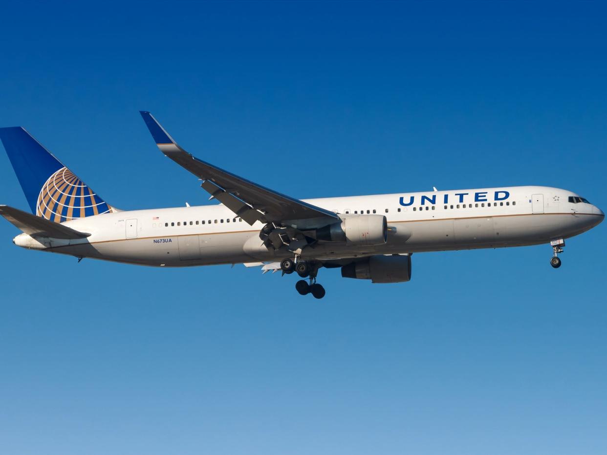 United Airlines Boeing 767-300ER